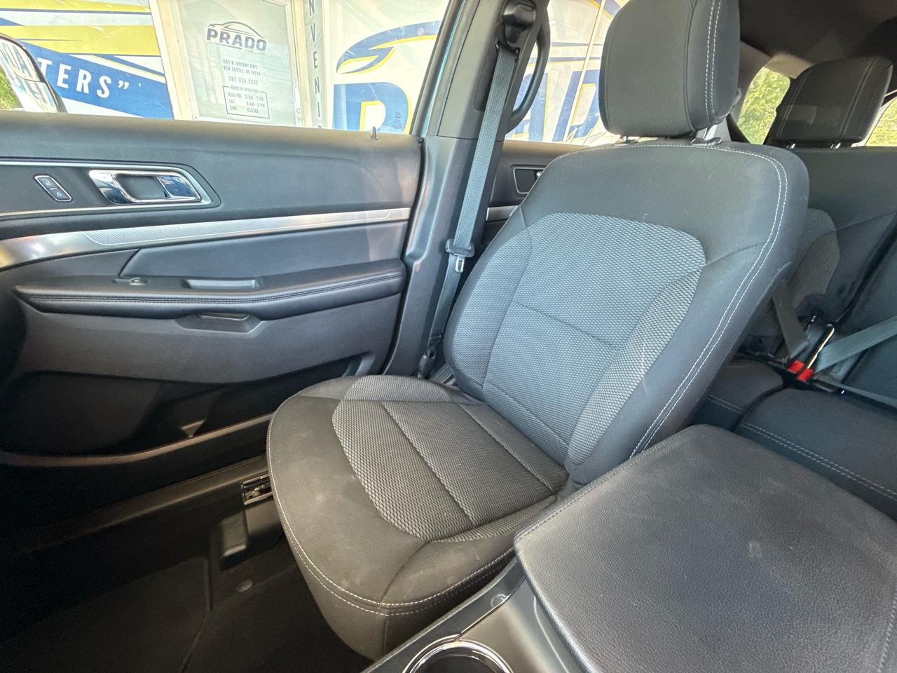 Ford Explorer XLT 4WD 2018