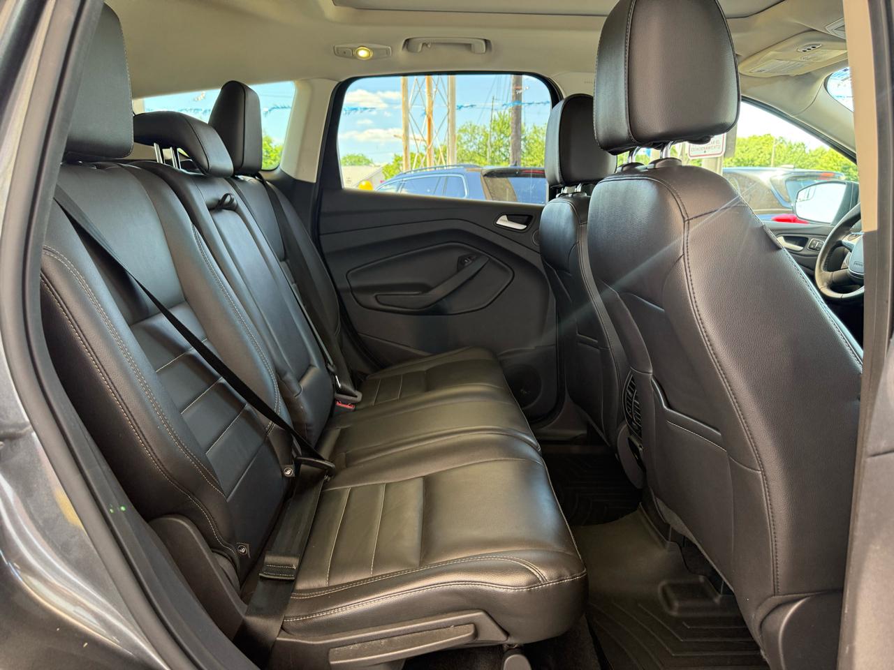 Ford Escape 4WD 4dr Titanium 2016