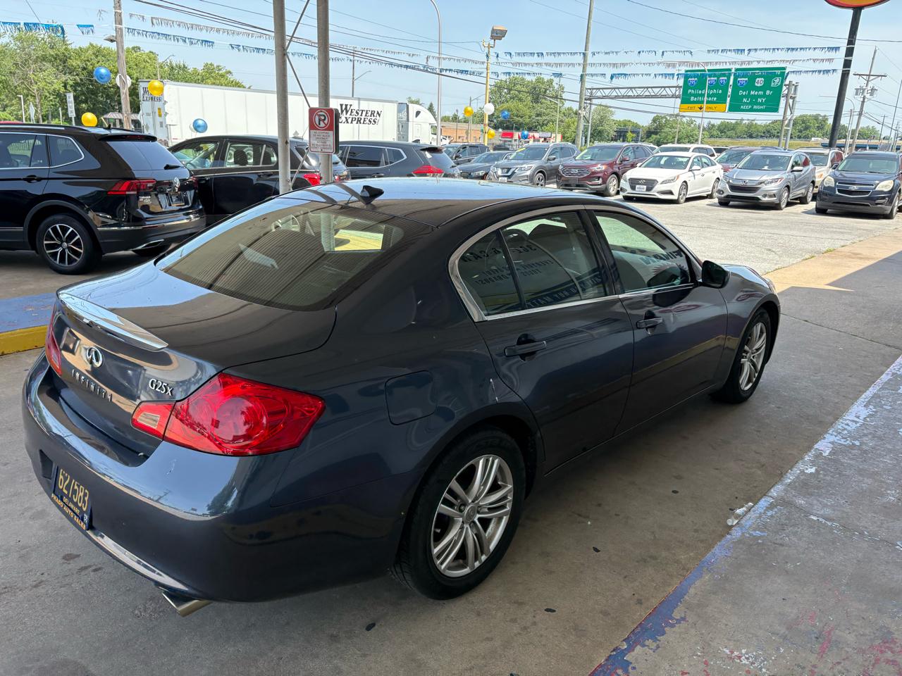 Infiniti G25 Sedan 4dr x AWD 2012