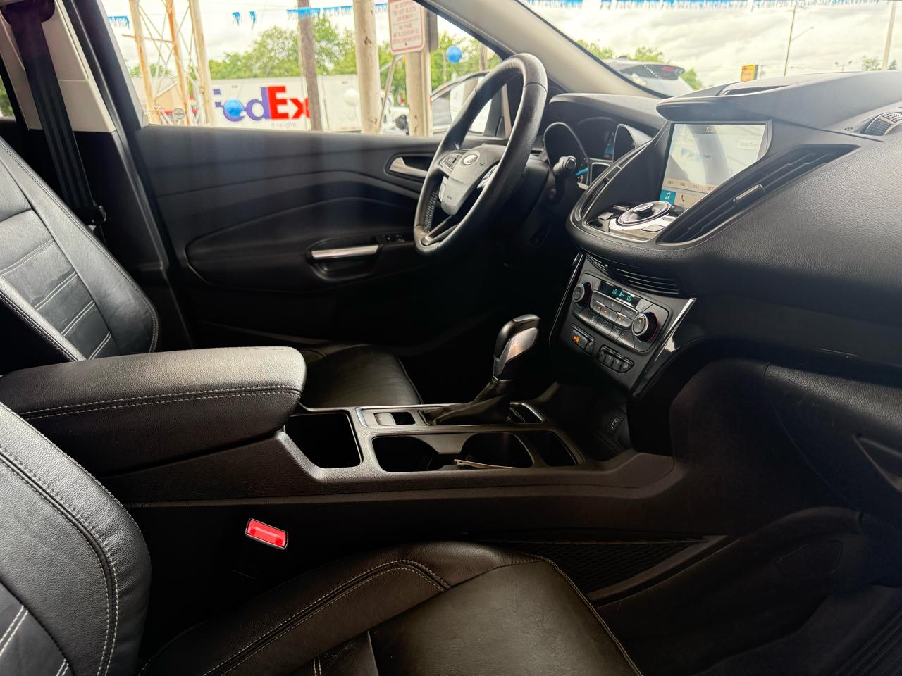 Ford Escape Titanium 4WD 2018