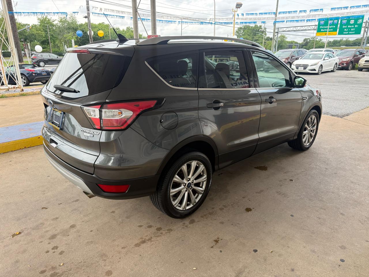 Ford Escape Titanium 4WD 2018