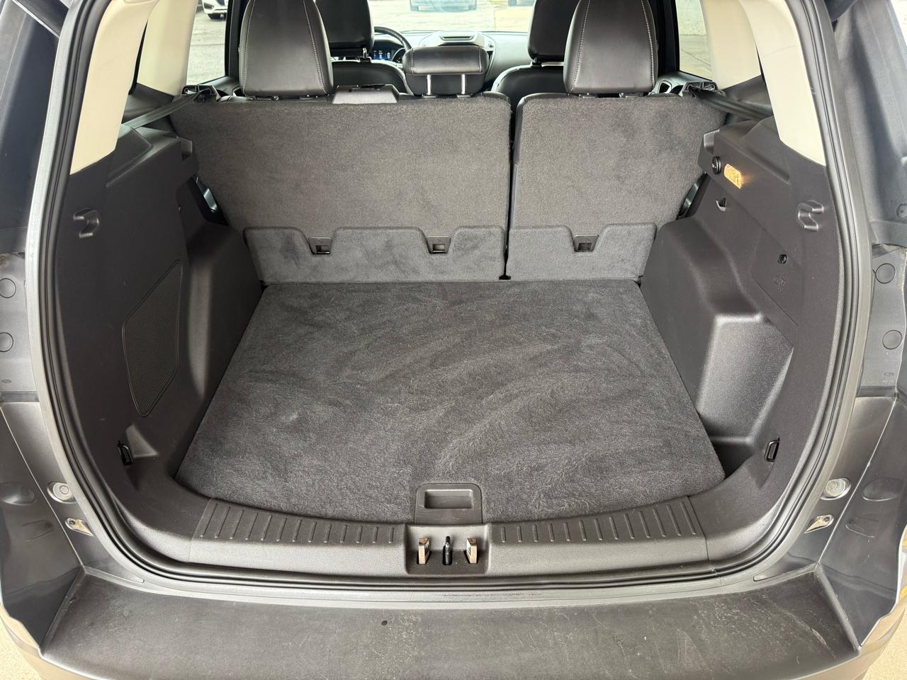 Ford Escape Titanium 4WD 2018