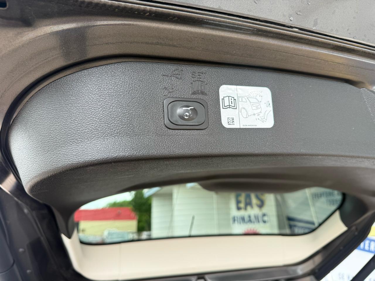 Ford Escape Titanium 4WD 2018