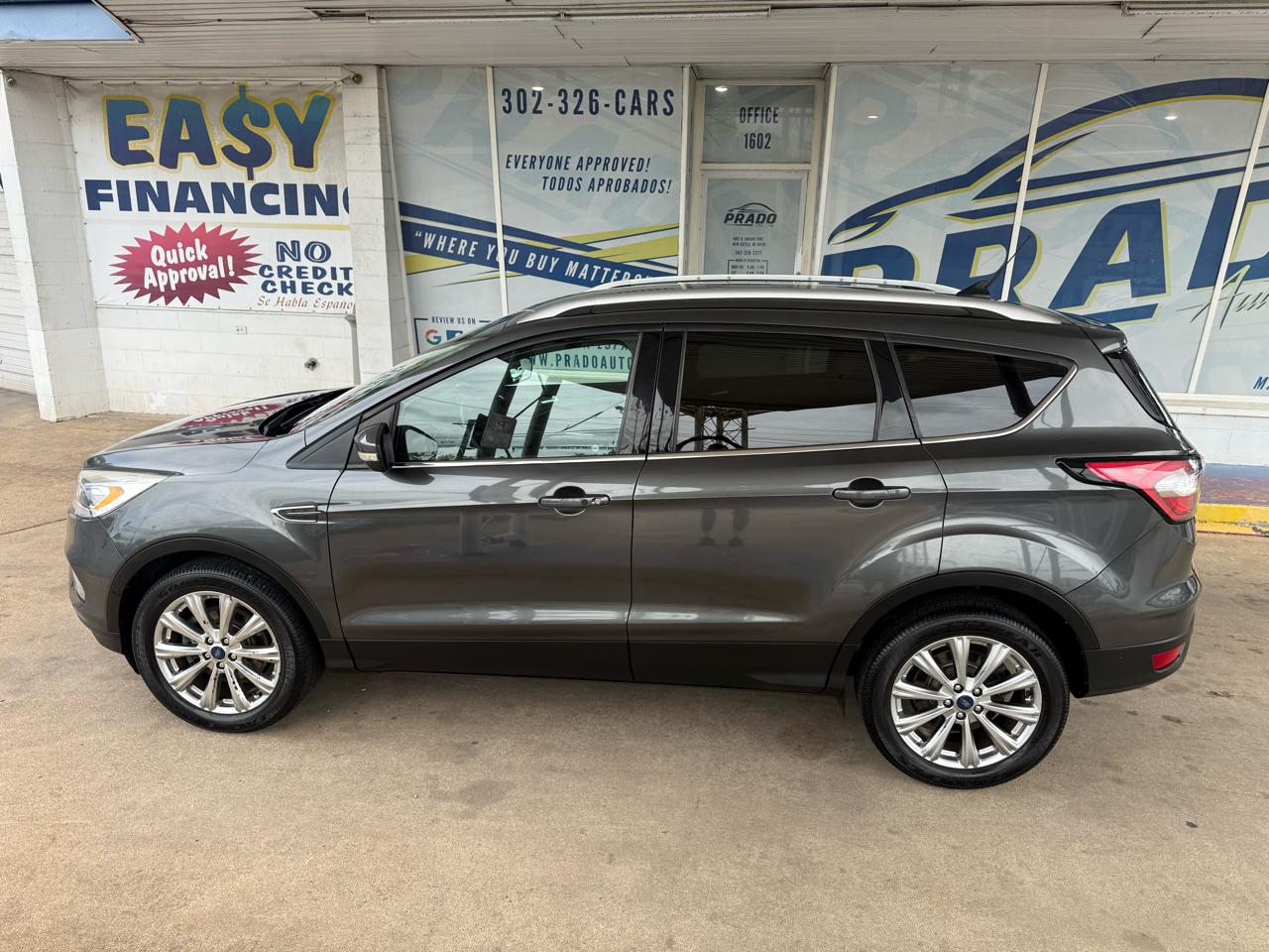 Ford Escape Titanium 4WD 2018