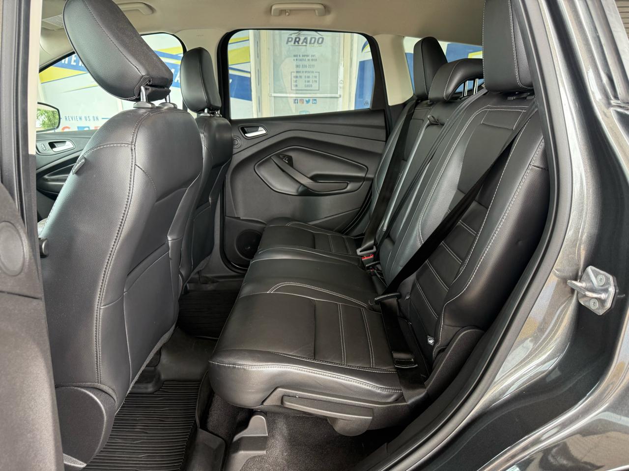 Ford Escape Titanium 4WD 2018