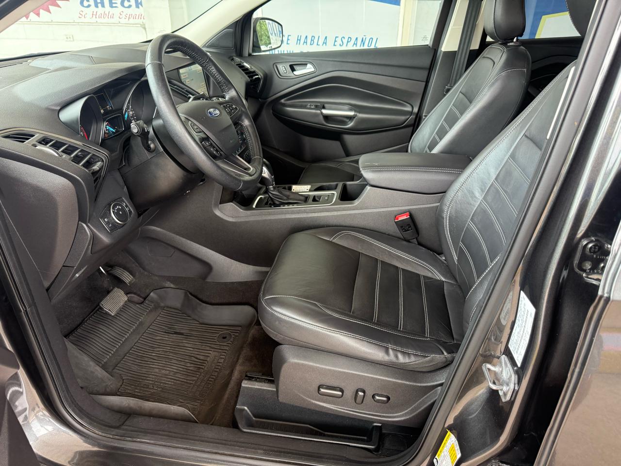 Ford Escape Titanium 4WD 2018