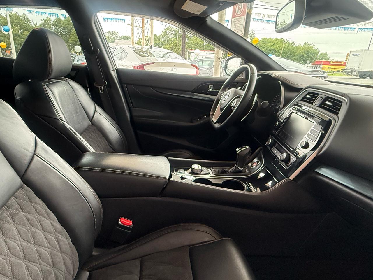 Nissan Maxima SR 3.5L 2021