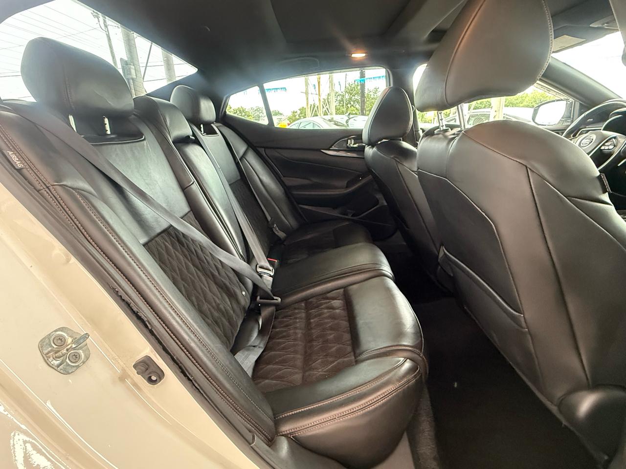 Nissan Maxima SR 3.5L 2021
