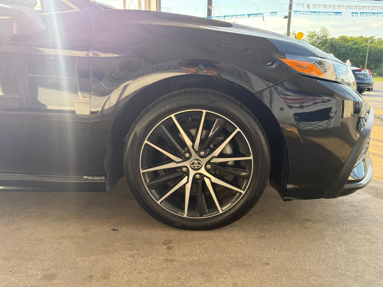 Toyota Camry SE Auto (Natl) 2022