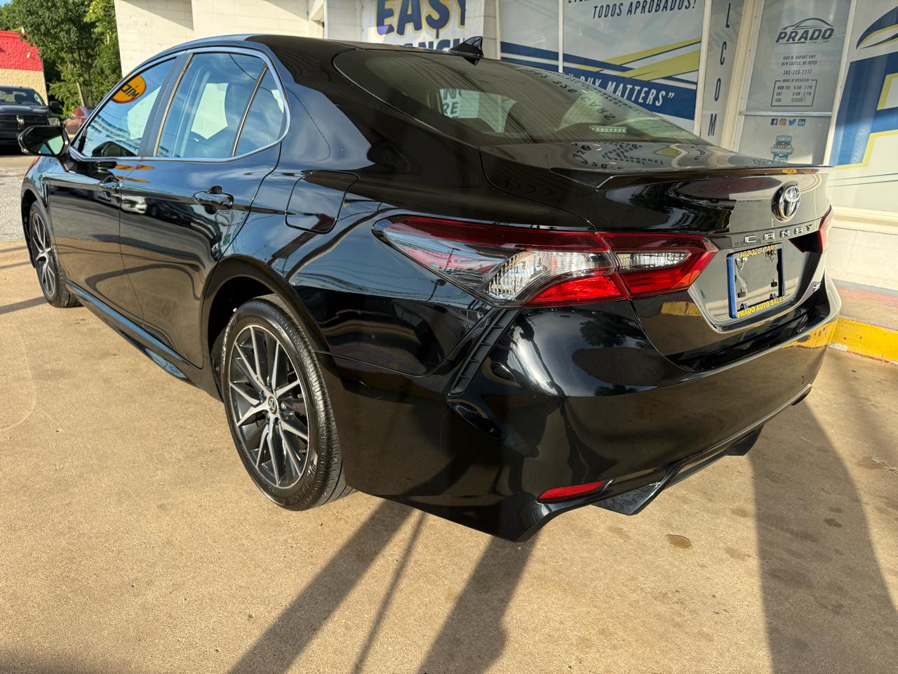 Toyota Camry SE Auto (Natl) 2022