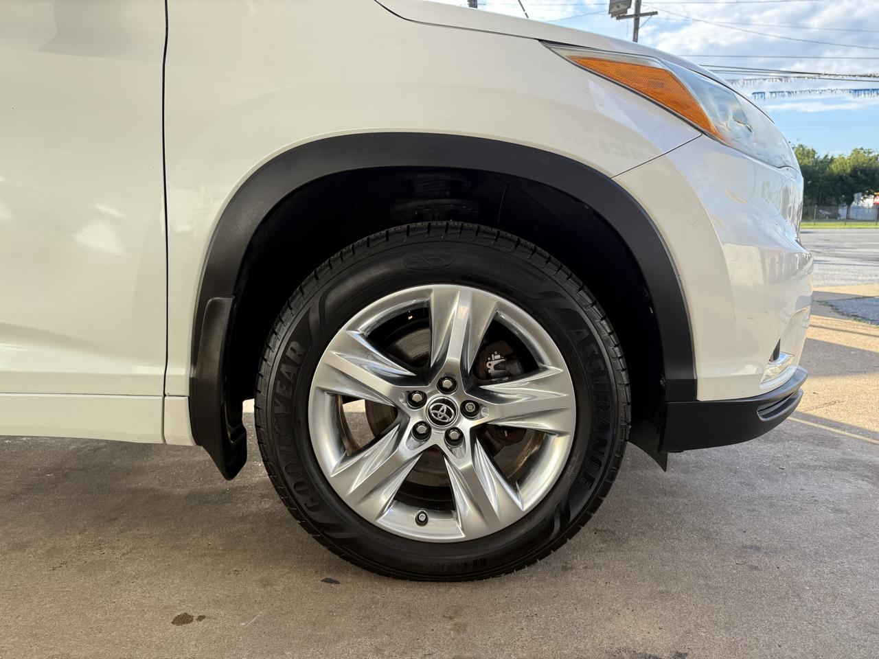Toyota Highlander AWD 4dr V6 Limited (Natl) 2016