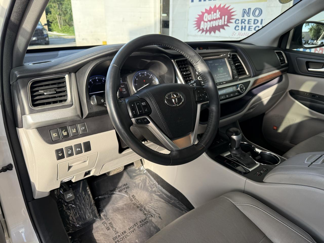 Toyota Highlander AWD 4dr V6 Limited (Natl) 2016