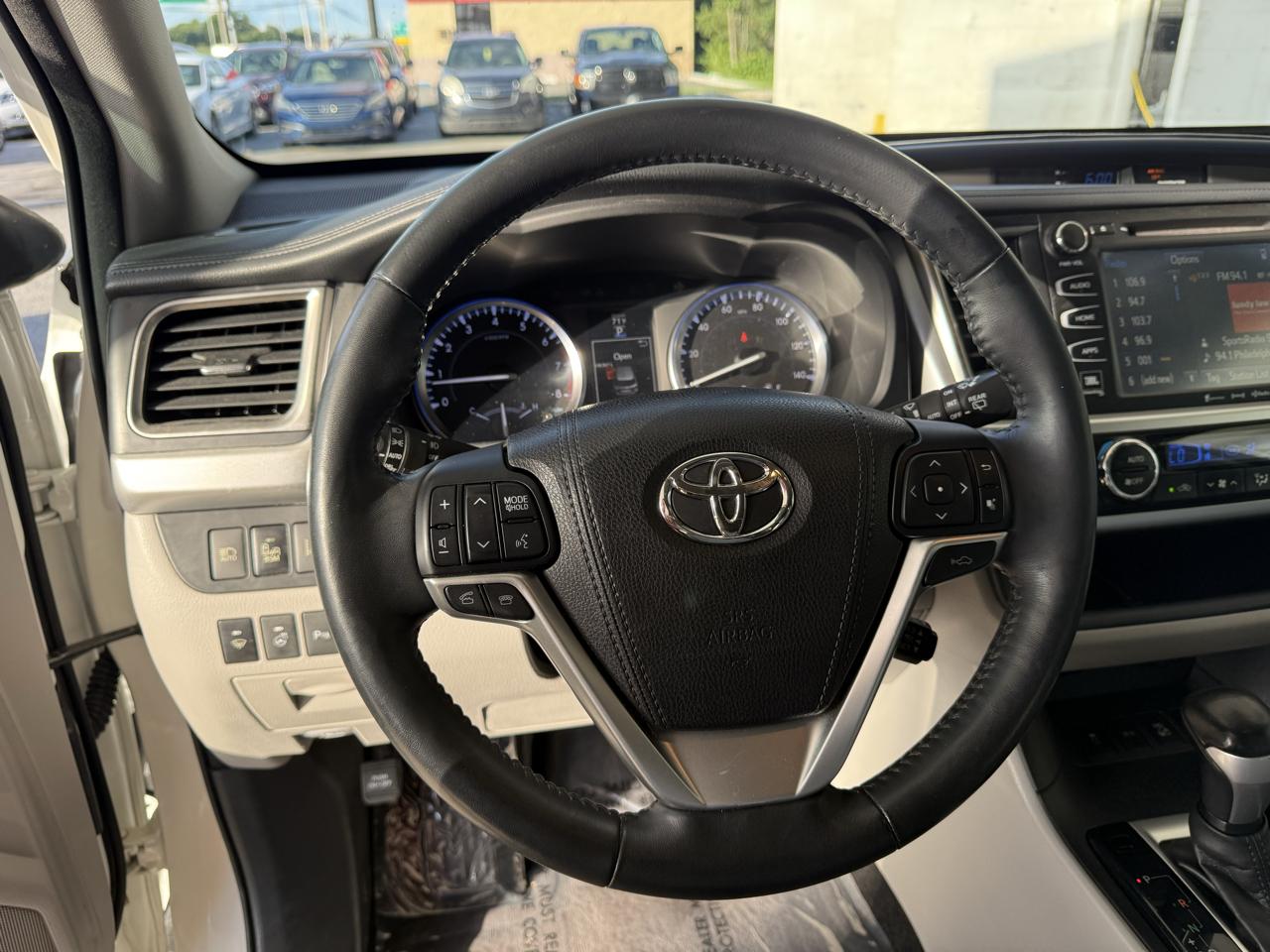 Toyota Highlander AWD 4dr V6 Limited (Natl) 2016