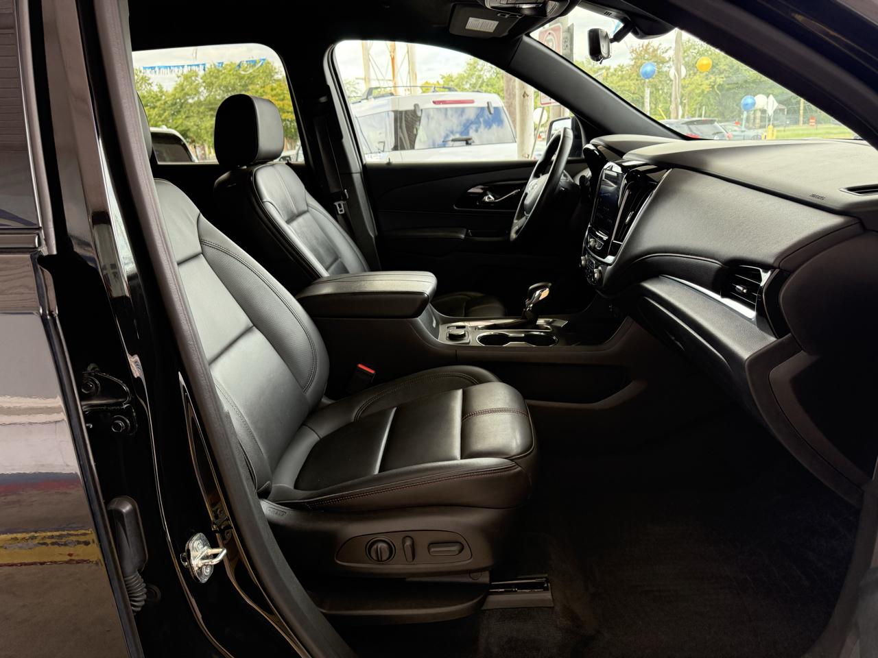 Chevrolet Traverse photo 6