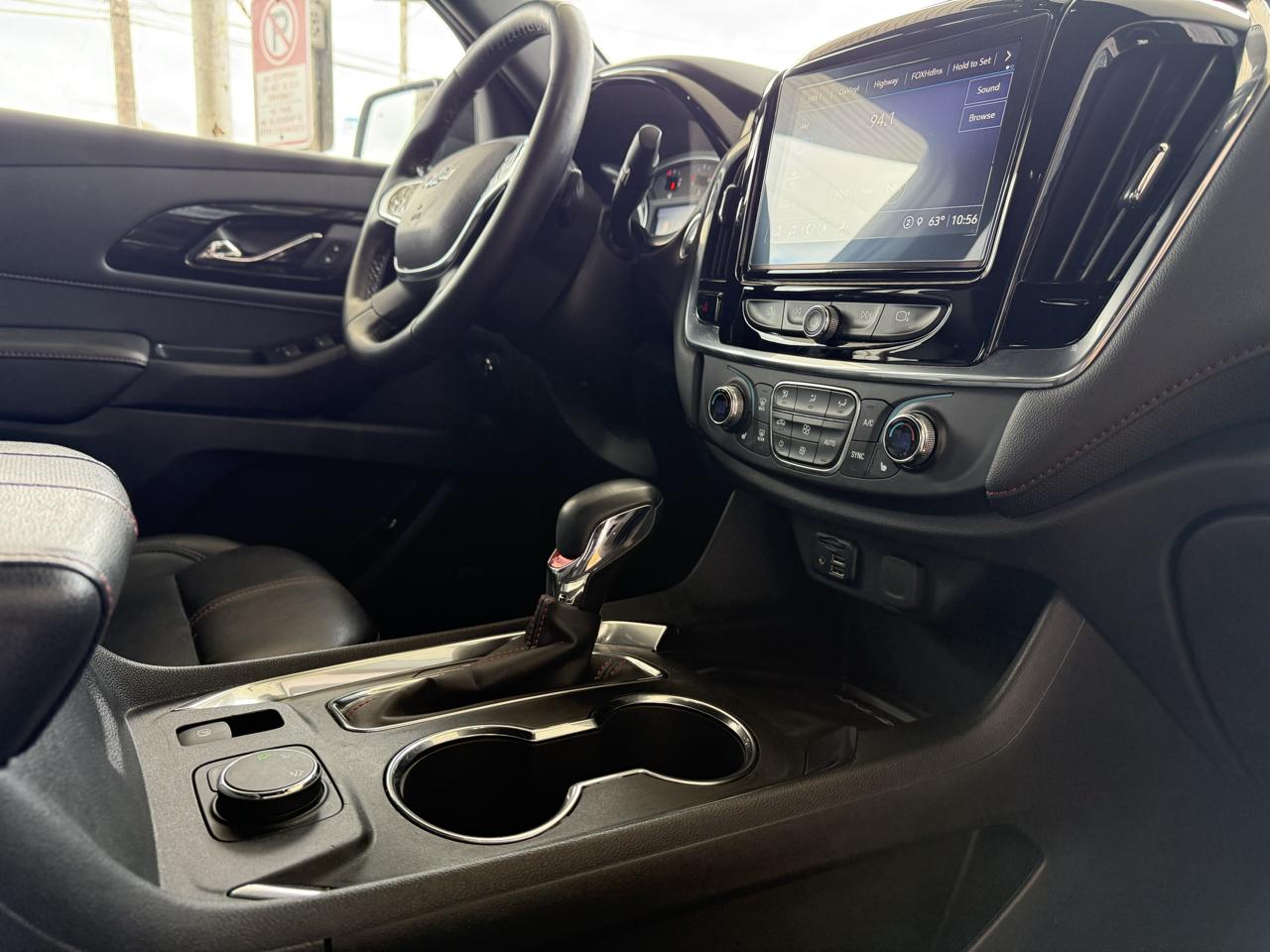 Chevrolet Traverse photo 9