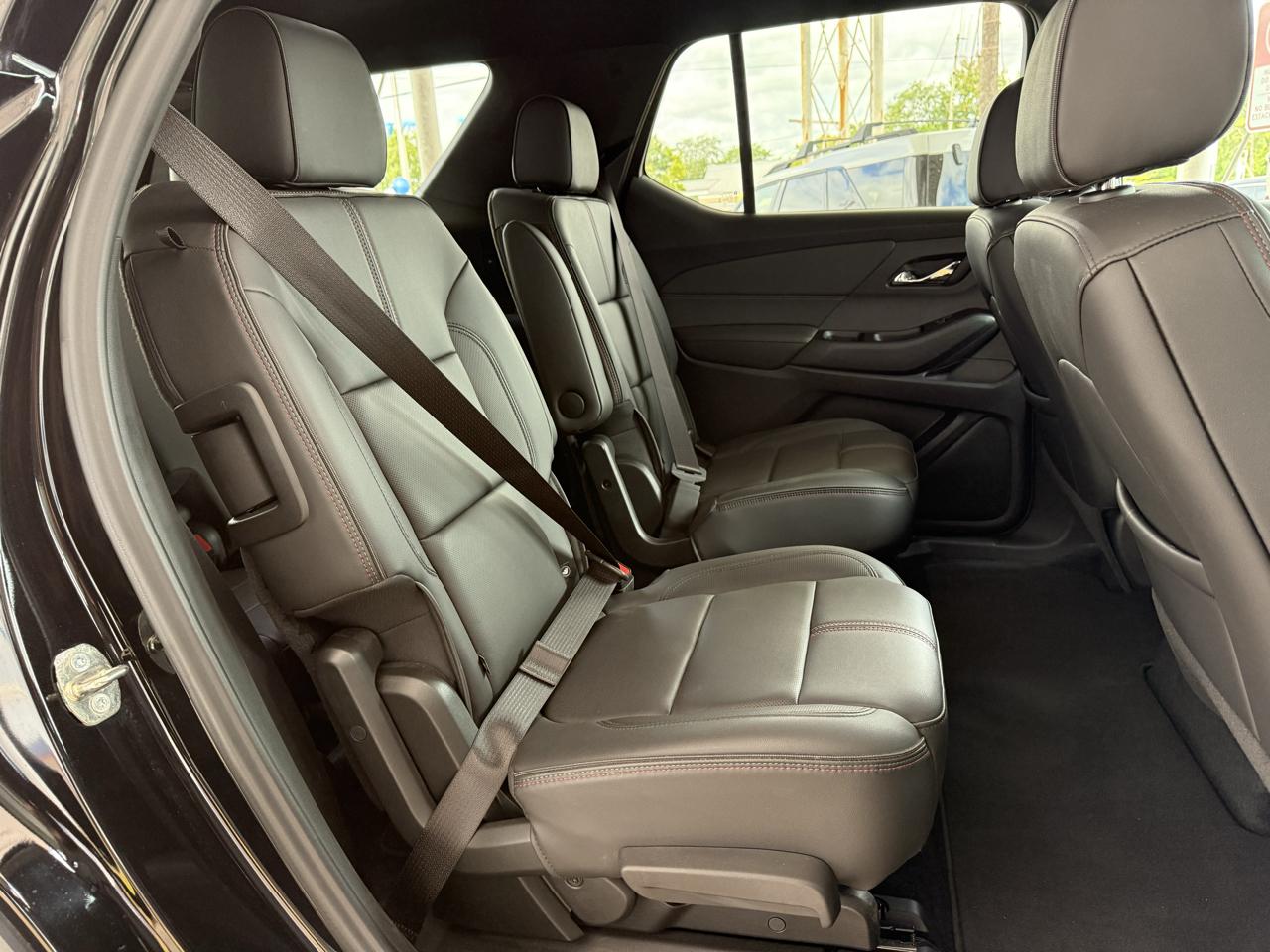 Chevrolet Traverse photo 10