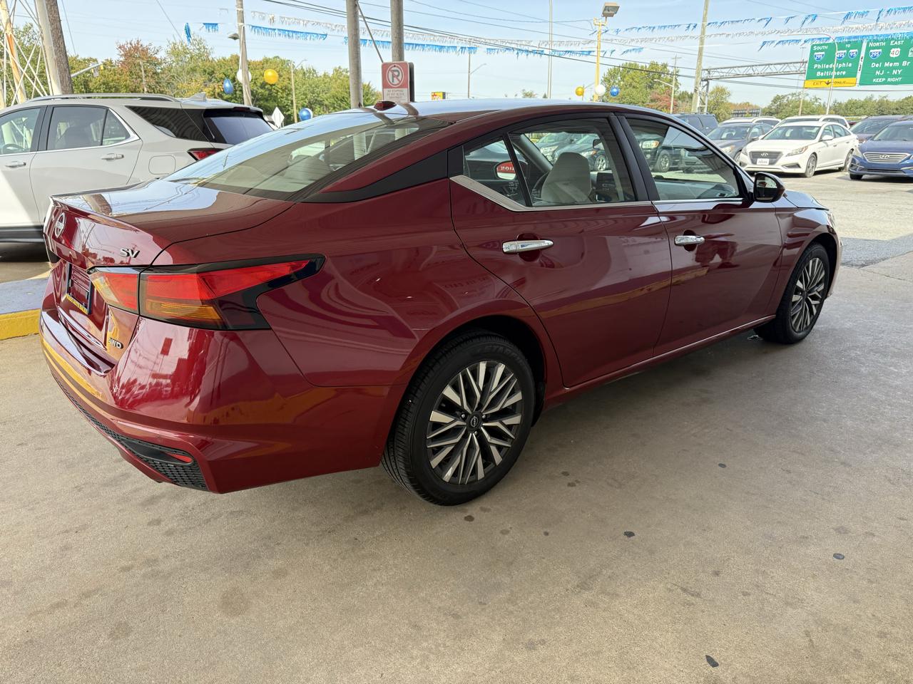 Nissan Altima photo 10