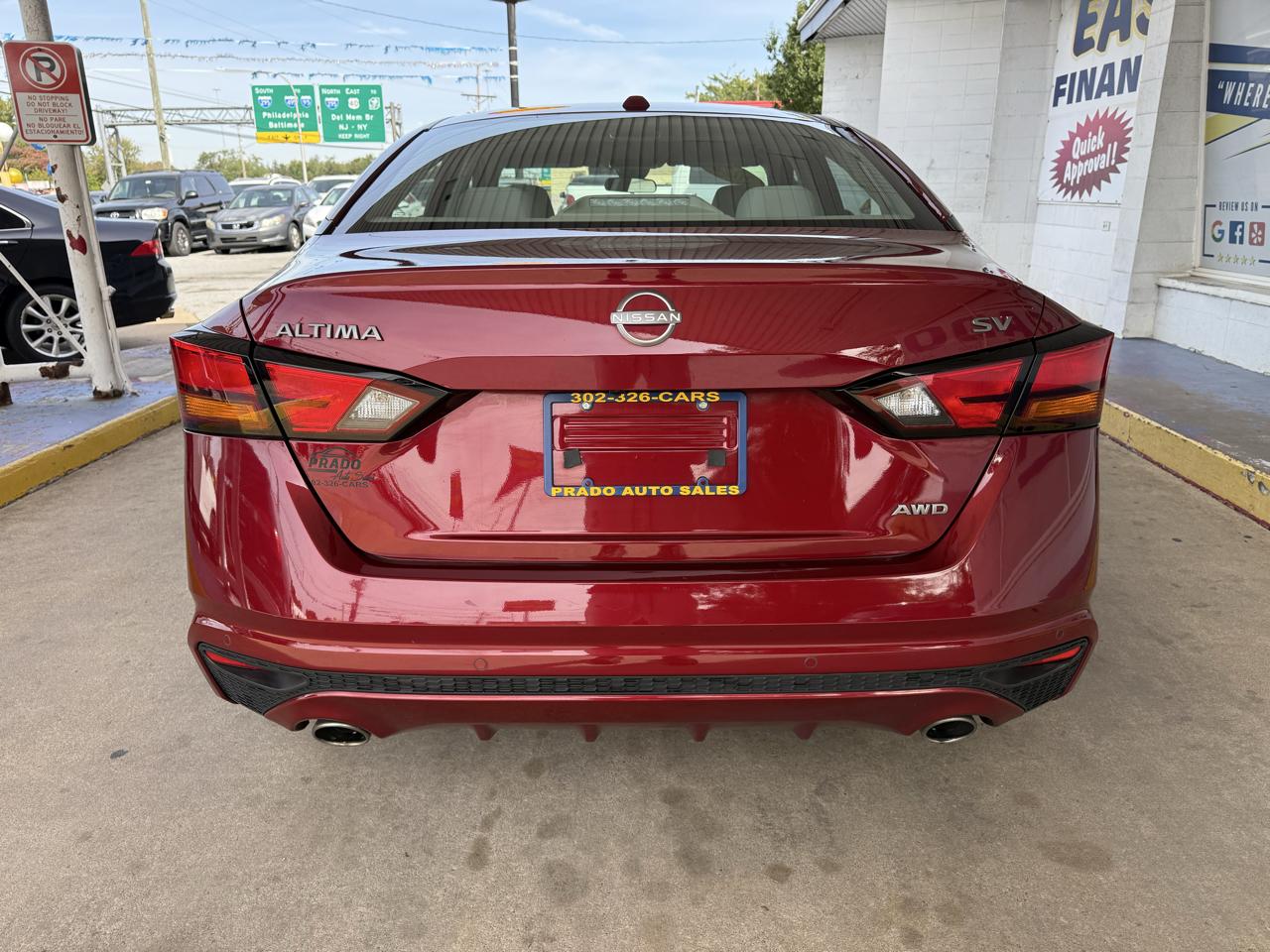 Nissan Altima photo 12
