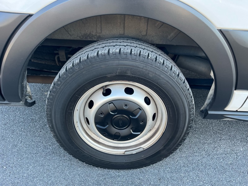 Ford Transit 150 Van Low Roof w/Sliding Pass. 130-in. WB 2021