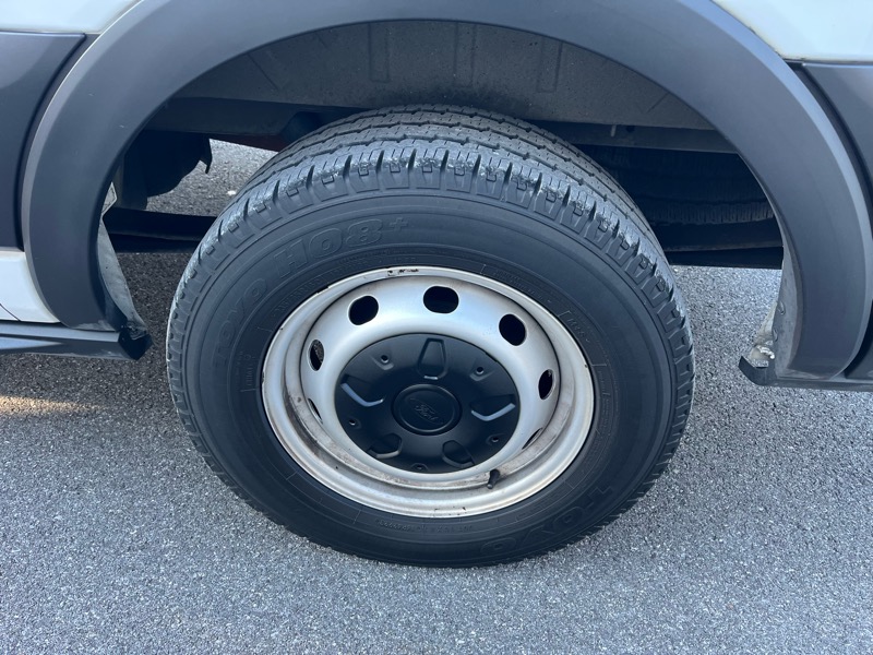 Ford Transit 150 Van Low Roof w/Sliding Pass. 130-in. WB 2021