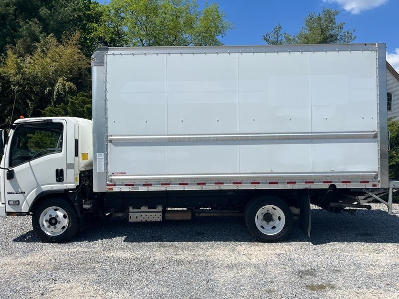 Isuzu Trucks NPR HD  2021