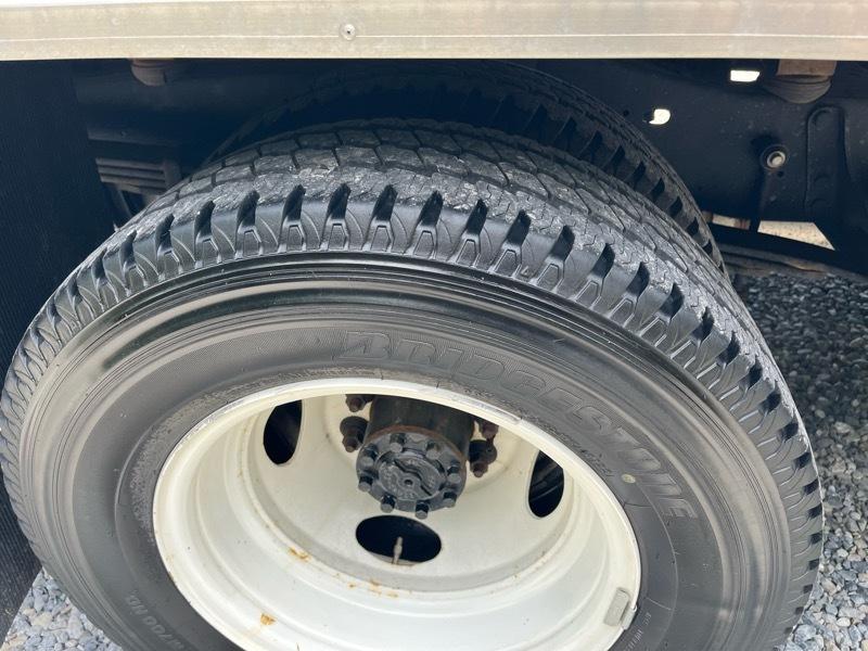 Ford Econoline E-350 Super Duty 2022