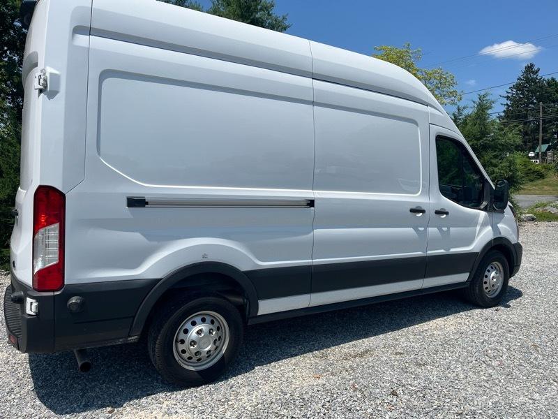 Ford Transit 250 Van High Roof w/Sliding Pass. 148-in. WB 2023