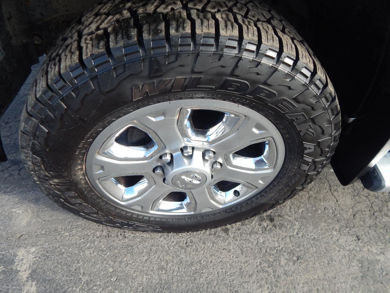 RAM 2500 Laramie Crew Cab 4WD 2016