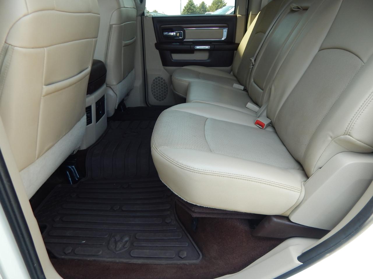 RAM 2500 Laramie Crew Cab 4WD 2016