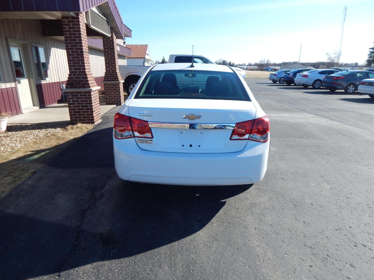 Chevrolet Cruze 4dr Sdn Auto LS 2011