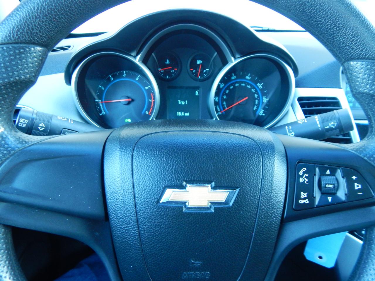 Chevrolet Cruze 4dr Sdn Auto LS 2011