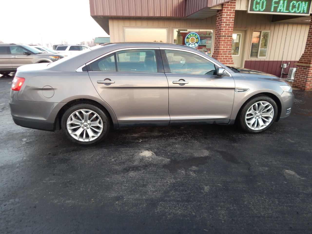 2013 Ford Taurus Limited FWD