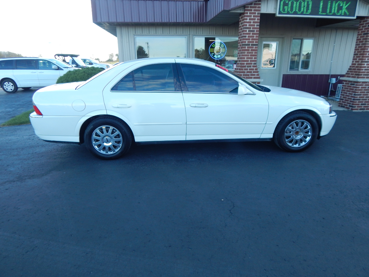 2005 Lincoln LS 4dr Sdn V6 Auto w/Luxury Pkg