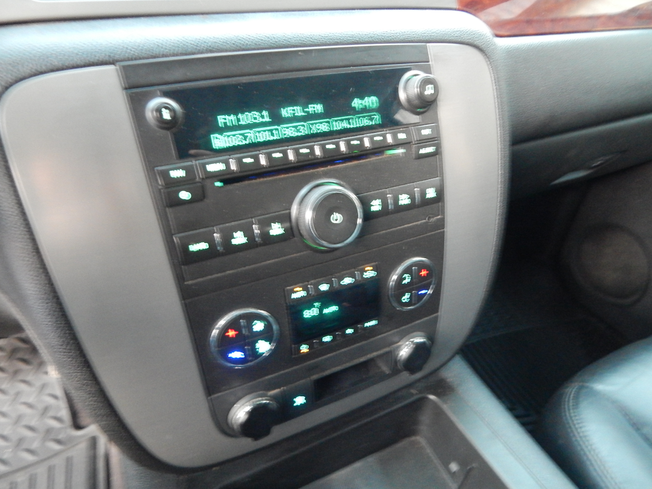 GMC Sierra 2500HD SLT Crew Cab 4WD 2010