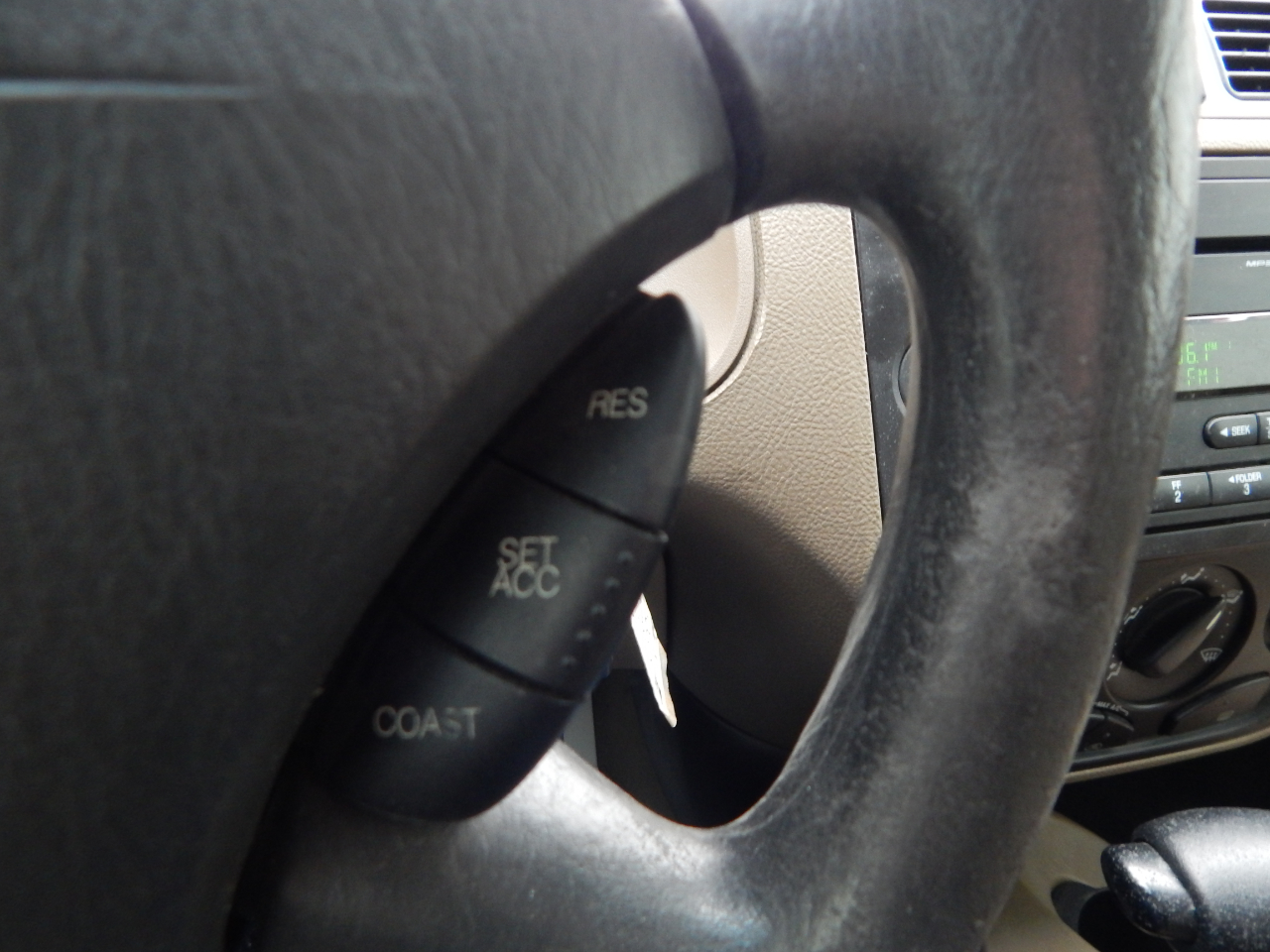 Ford Focus ZX4 SE 2007