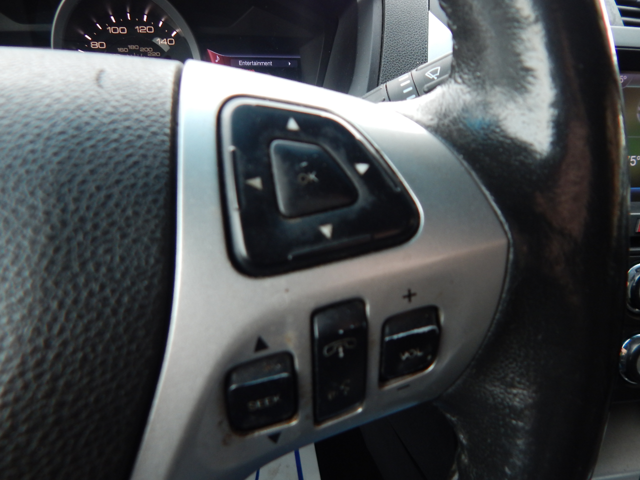 Ford Explorer XLT 4WD 2013