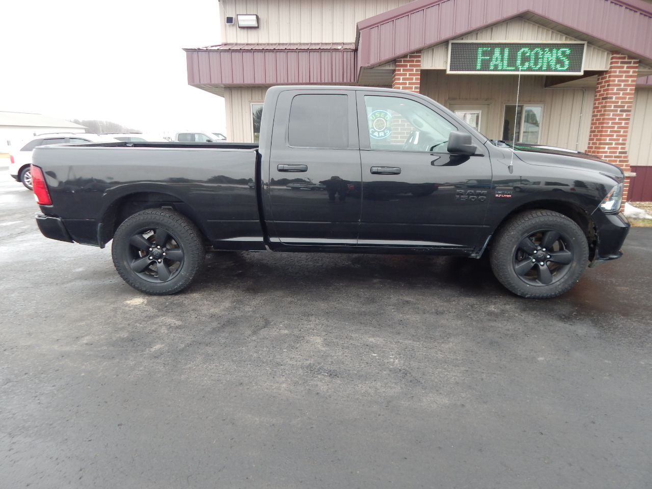 RAM 1500 Tradesman Quad Cab 4WD 2017