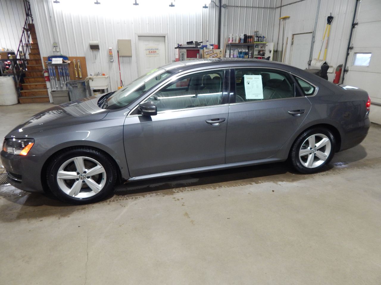 Volkswagen Passat 2.5L SE AT 2013