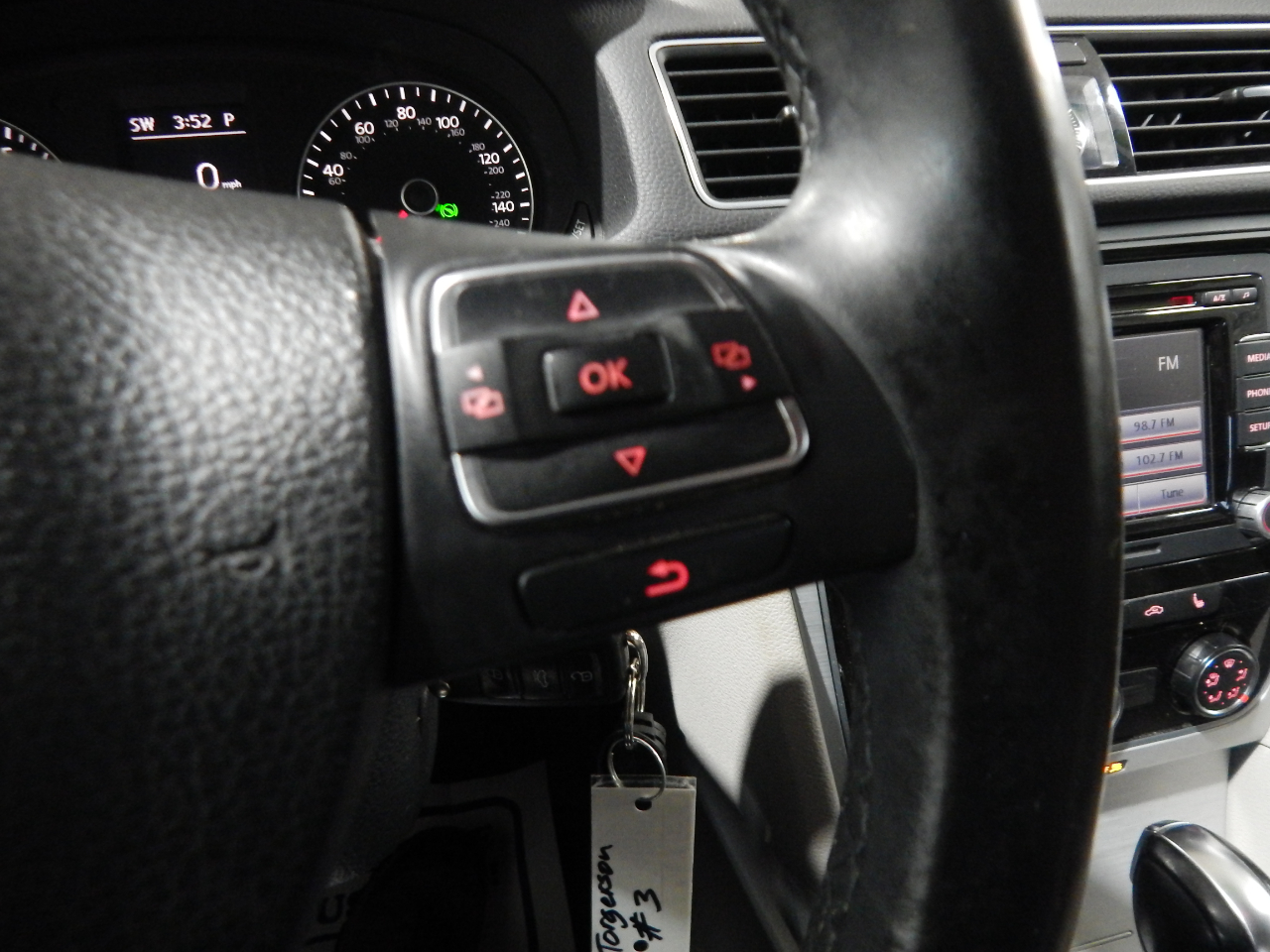 Volkswagen Passat 2.5L SE AT 2013