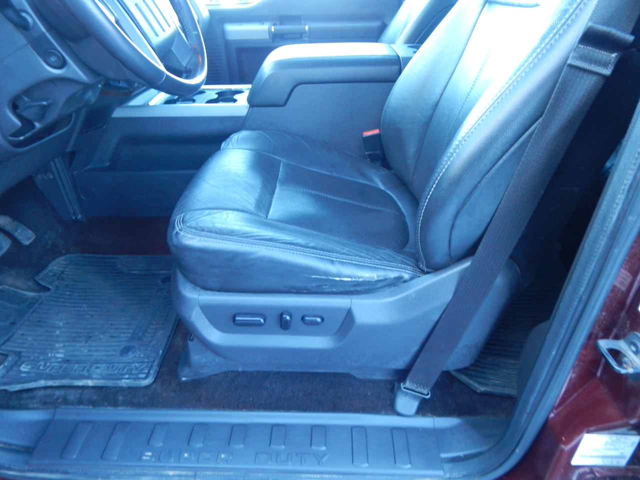 Ford F-250 SD Lariat Crew Cab 4WD 2013