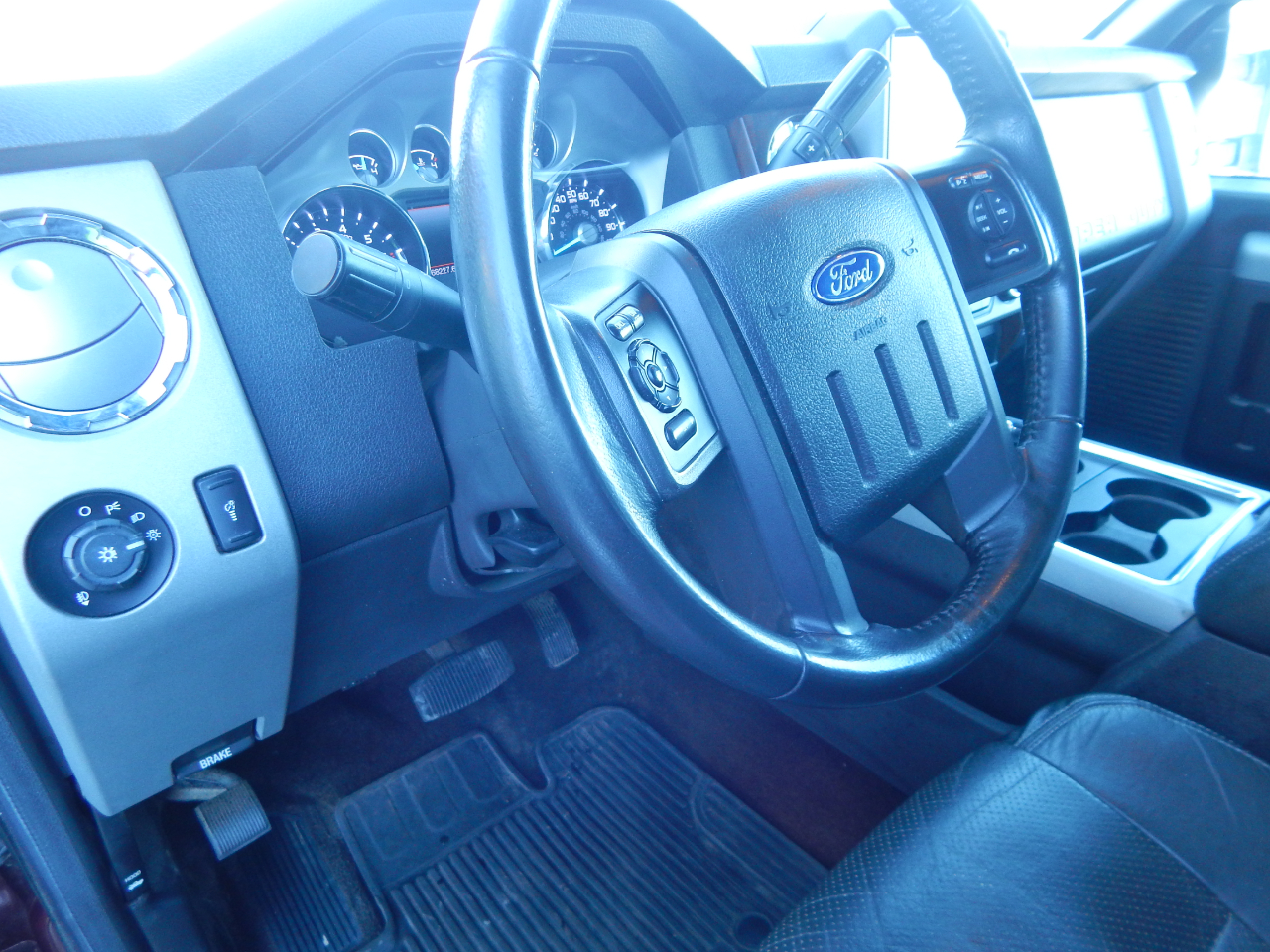 Ford F-250 SD Lariat Crew Cab 4WD 2013