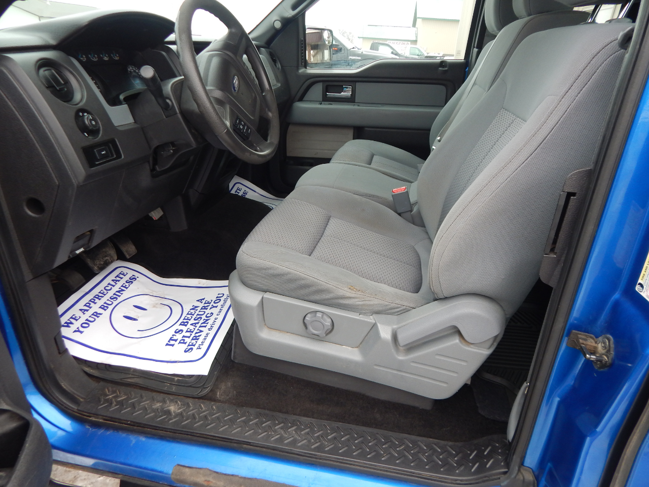 Ford F-150 STX SuperCab 4WD 2013