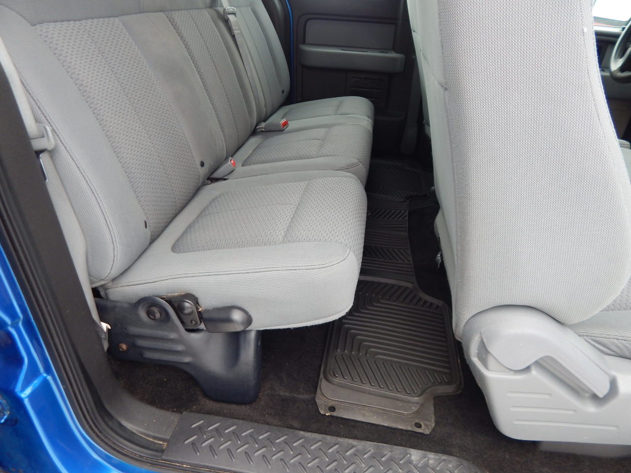 Ford F-150 STX SuperCab 4WD 2013