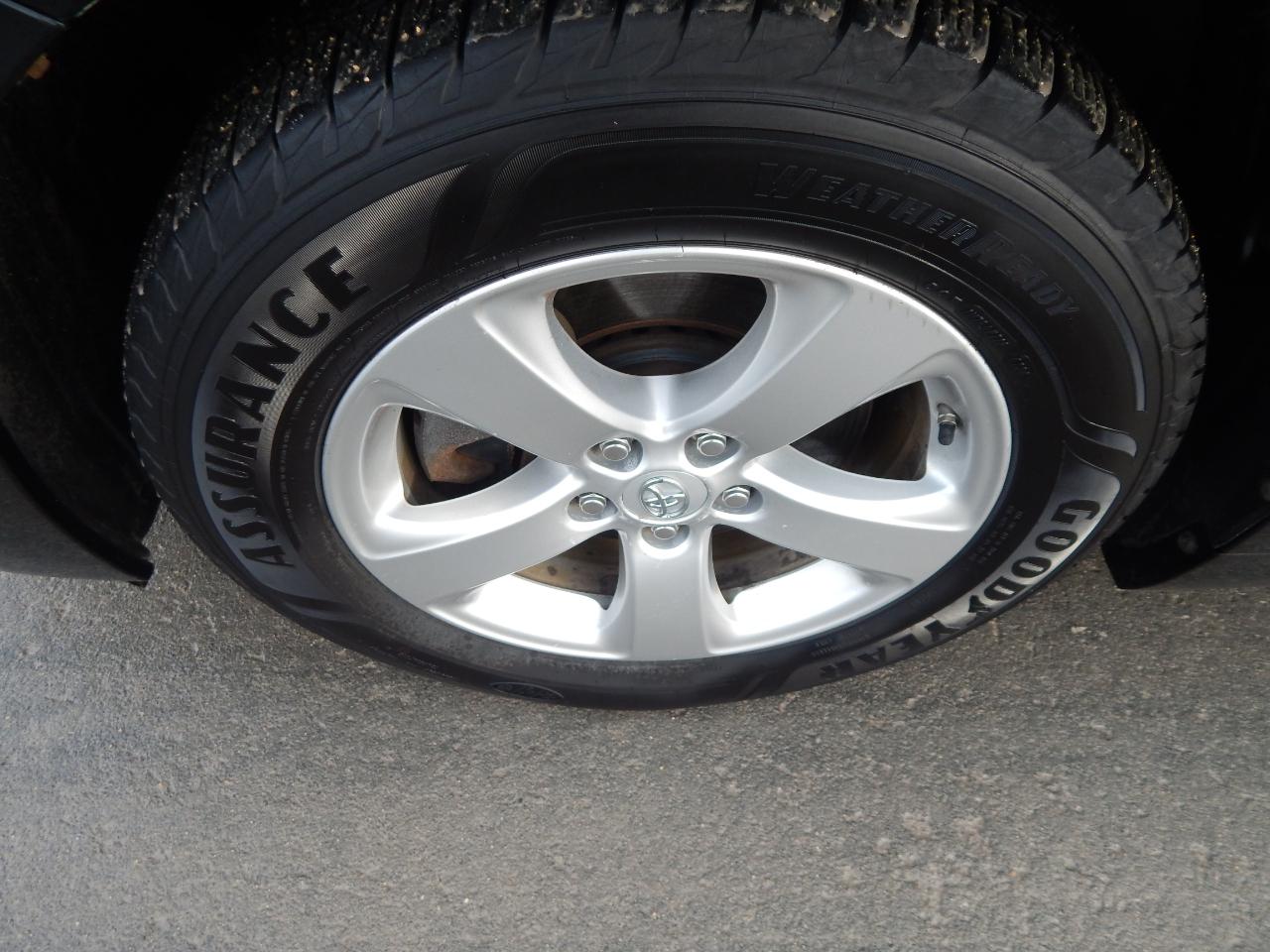 Toyota Sienna LE 2013