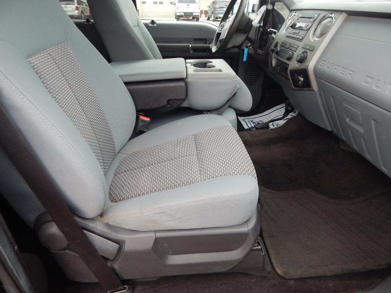 Ford F-250 SD XLT Crew Cab 4WD 2016