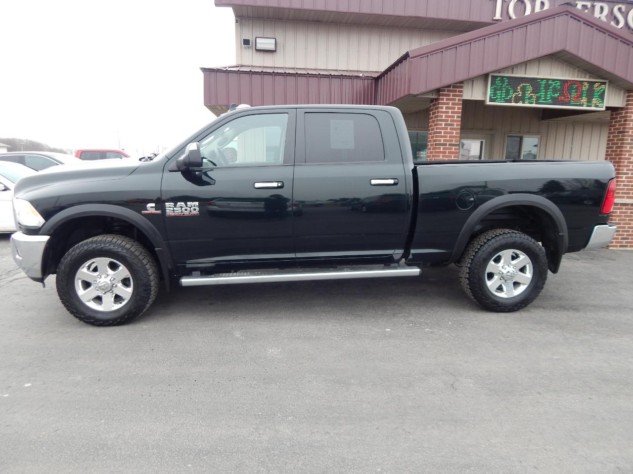 RAM 2500 Big Horn Crew Cab 4WD 2015