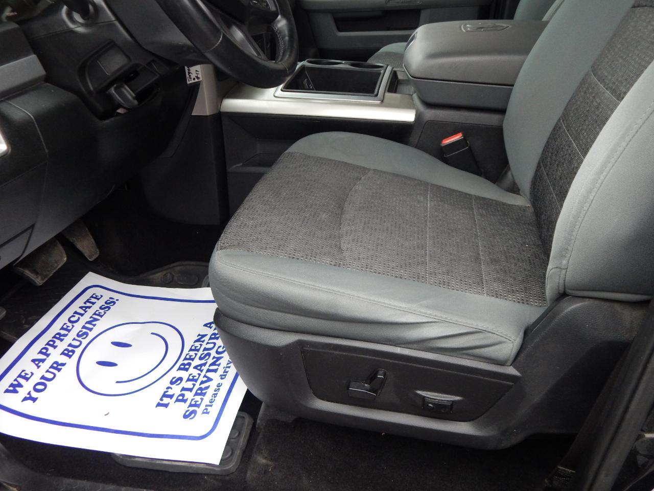 RAM 2500 Big Horn Crew Cab 4WD 2015