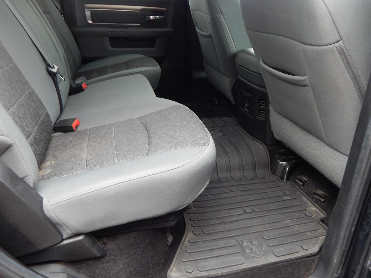 RAM 2500 Big Horn Crew Cab 4WD 2015