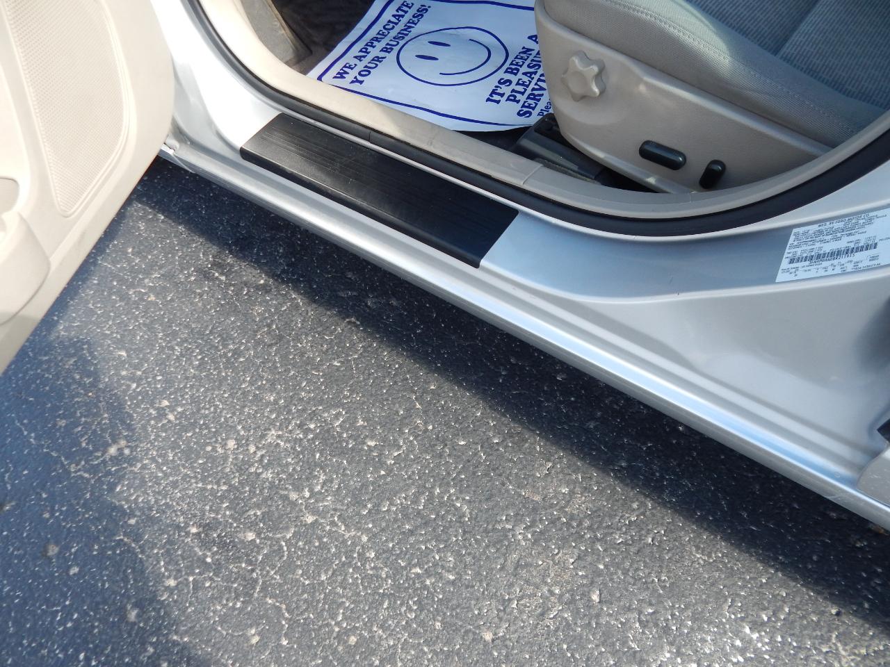 Ford Fusion I4 SE 2011