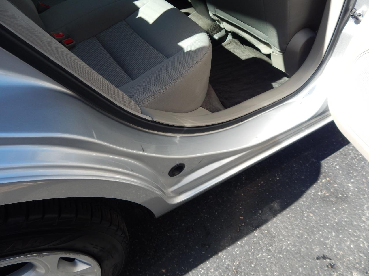 Ford Fusion I4 SE 2011